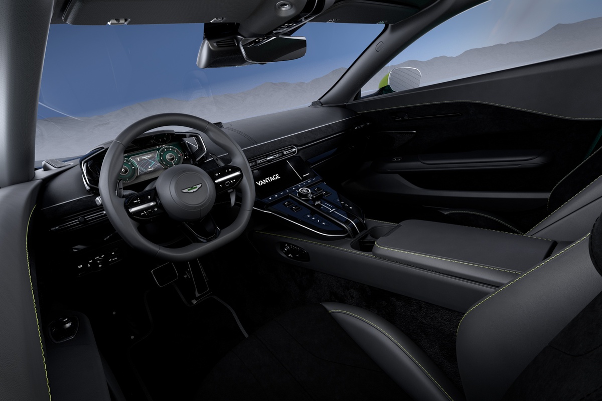 Siêu xe Aston Martin Vantage AMV24 Edition sản xuất giới hạn 24 chiếc
