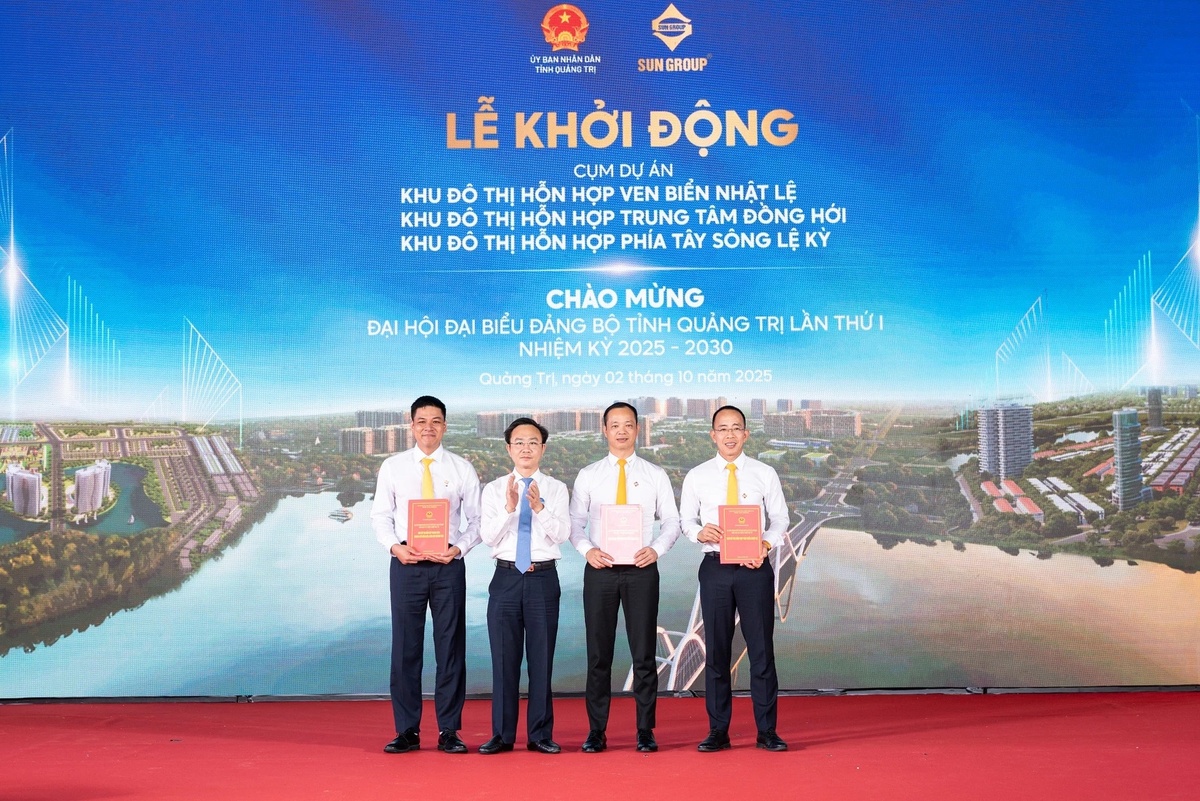 4.trao_tang_Le_khoi_dong_3_du_an_Quang_Tri_1_.jpg