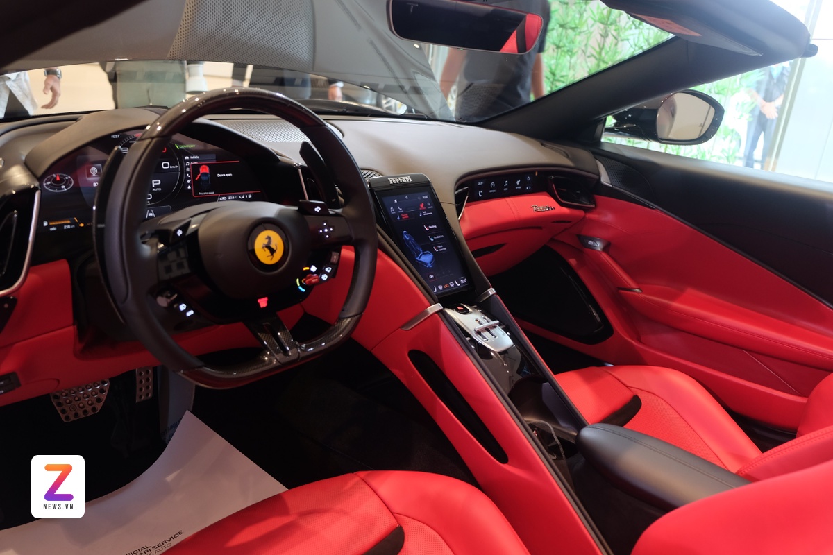 Chi tiết Ferrari Roma Spider vừa cập bến Việt Nam, giá từ 20 tỷ đồng