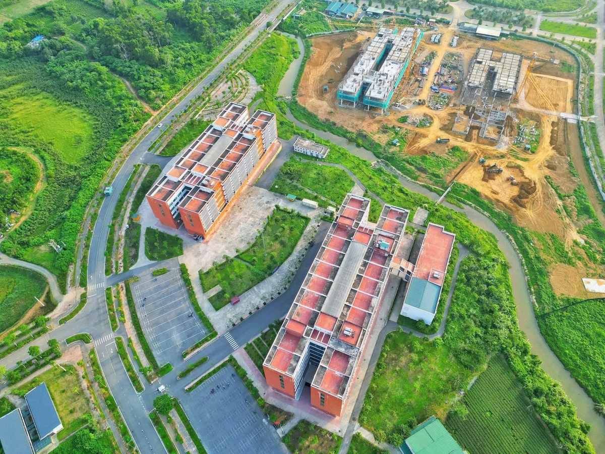 Hòa Lạc ảnh 2 Hoa Lac anh 2