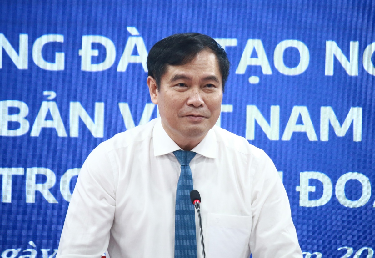 bien tap vien anh 1