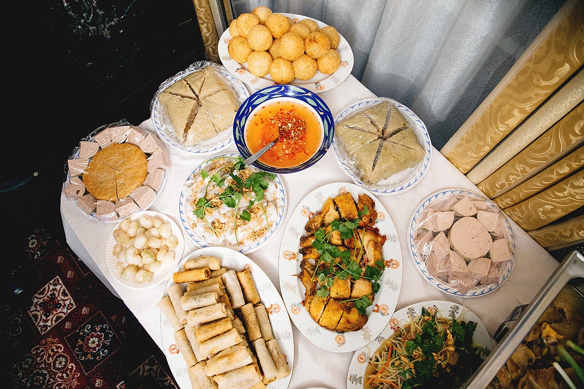 mâm cơm tất niên ảnh 2 mam com tat nien anh 2