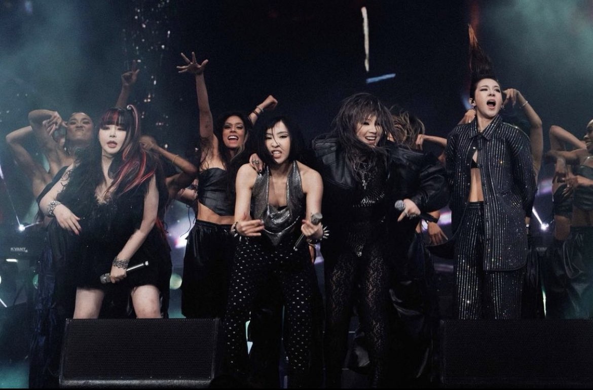 2NE1 tai hop anh 2