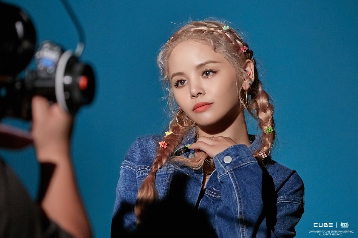 CLC bi ep mac do ho anh 1