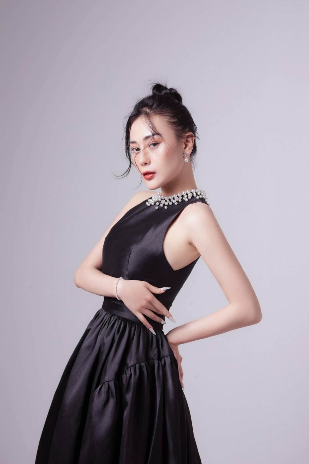 Phuong Oanh Shark Binh anh 1