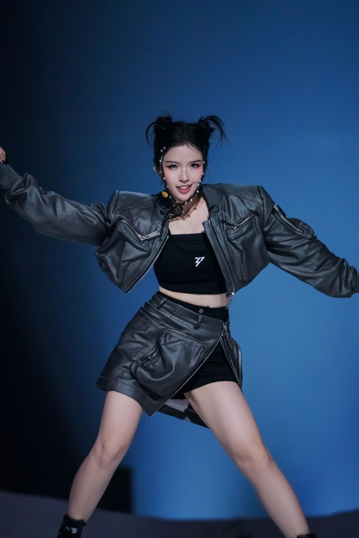 Suni Ha Linh anh 2