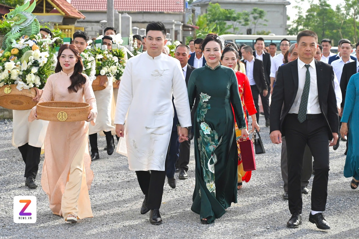 Do Thi Ha cuoi anh 1