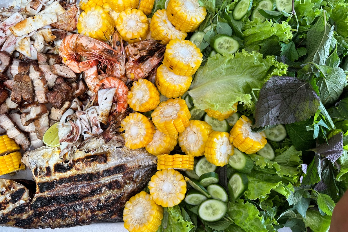 Tôi ngắm hoàng hôn, ăn bún quậy tại nơi hoang sơ ẩn mình của Phú Quốc
