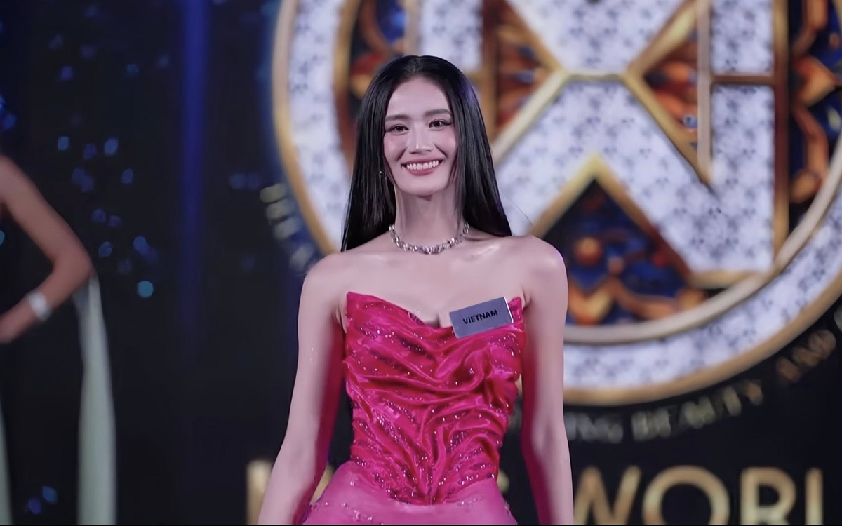 y nhi,  hoa hau y nhi,  miss world anh 1