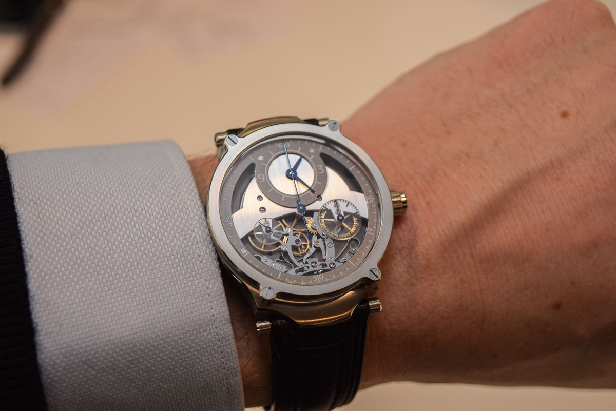 Mark Zuckerberg dong ho,  dong ho Mark Zuckerberg,  CEO Meta dong ho,  dong ho xa xi,  Greubel Forsey gia,  Sylvain Pinaud gia,  dong ho hiem anh 3