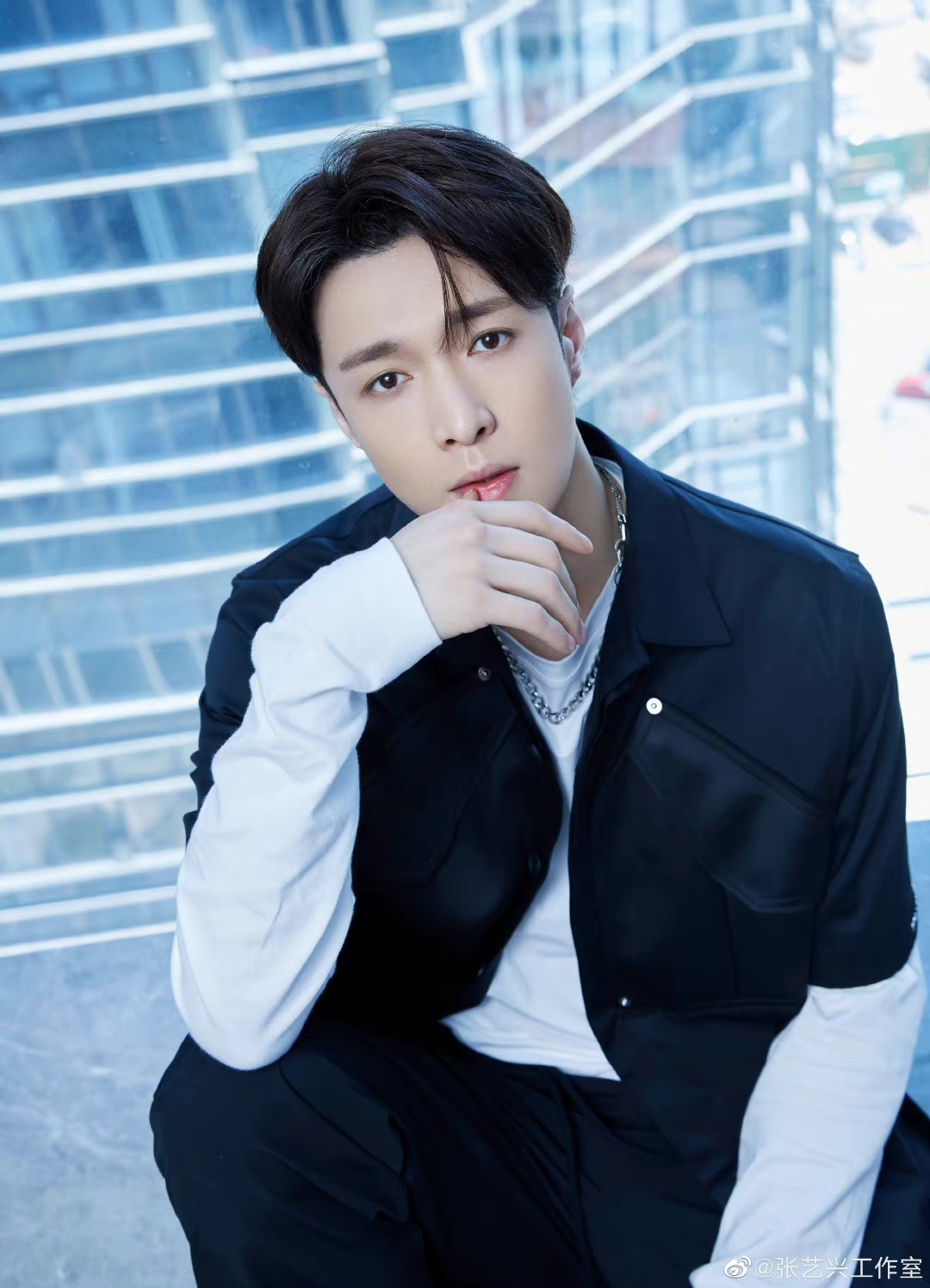 Truong Nghe Hung bi xoa ten khoi nhom EXO anh 1