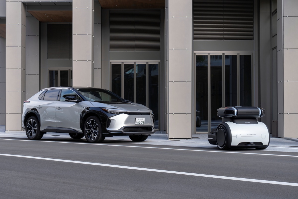 xe hybrid Toyota anh 5