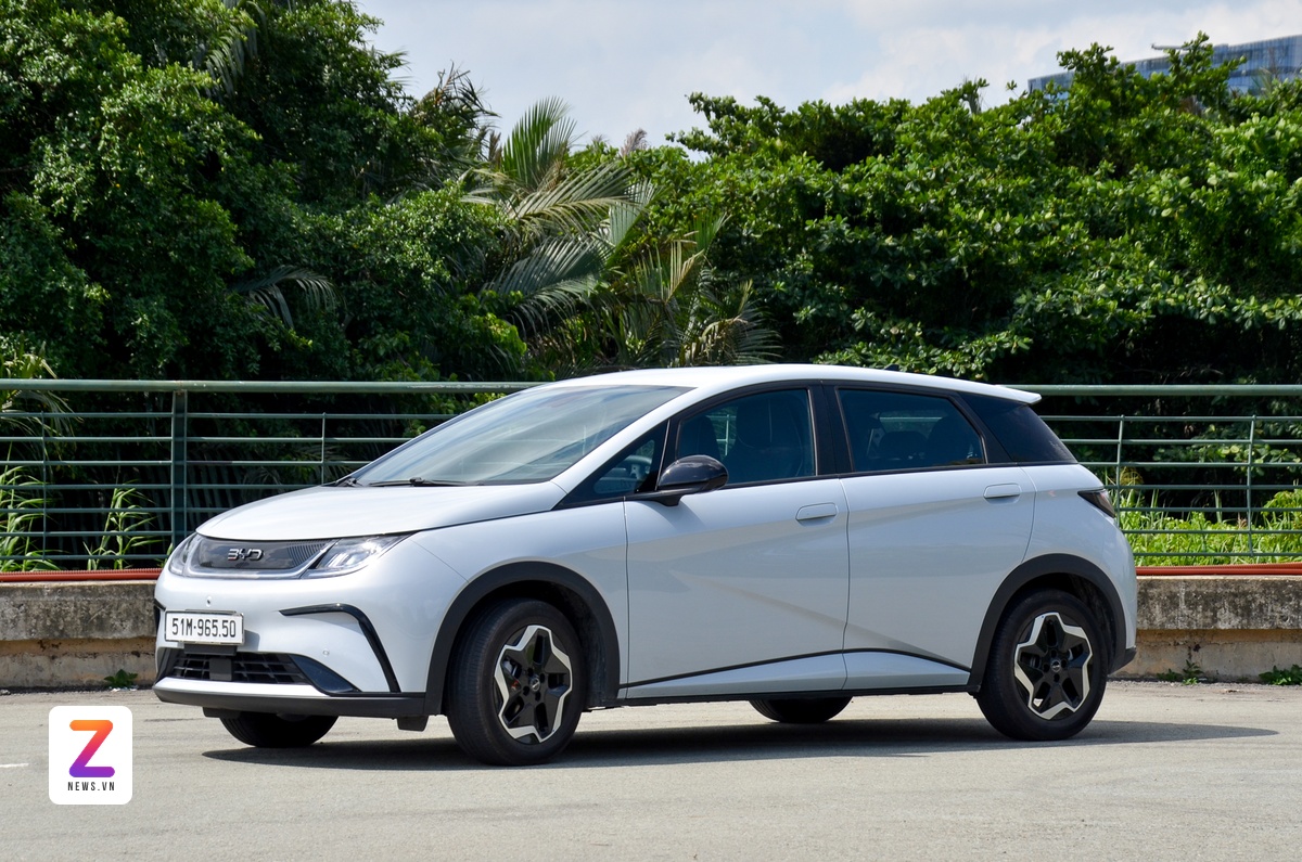 https://photo.znews.vn/w1200/Uploaded/yqdlmdxwp/2025_10_16/BYD_Dolphin_2026_test_drive_znews_23.jpg