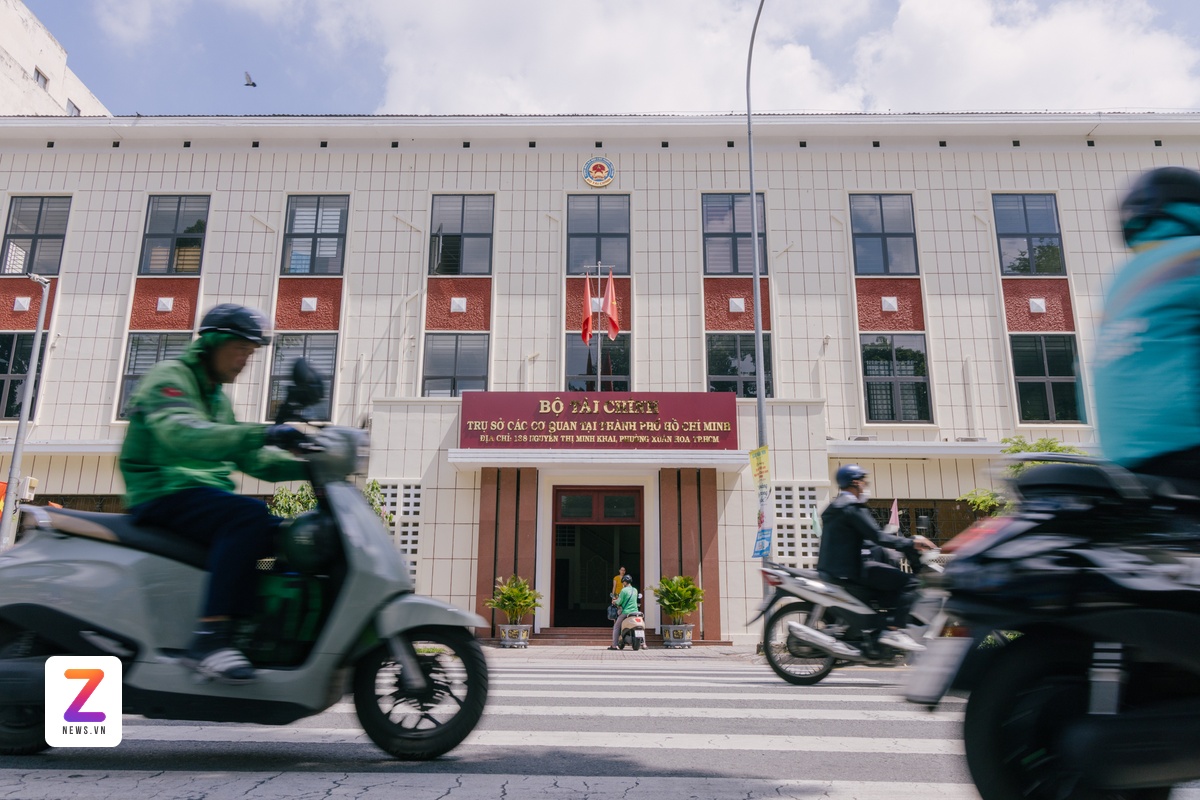duong nguyen thi minh khai anh 24