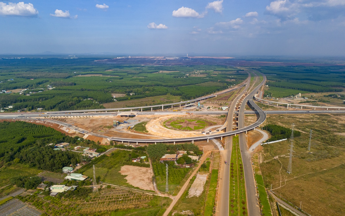 cao toc bien hoa anh 8