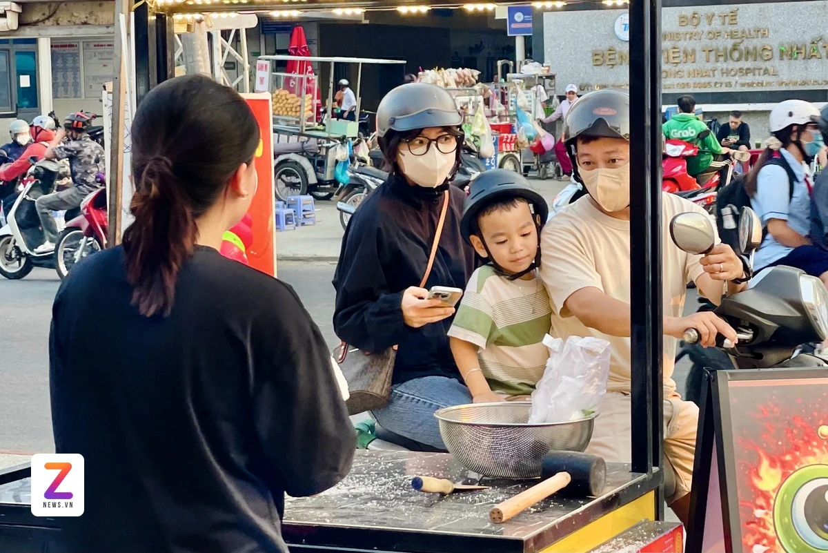 trung cut u muoi anh 2