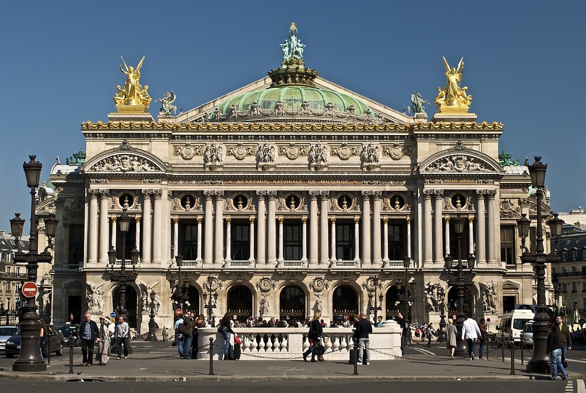 Bong ma trong nha hat,  Opera Palais Garnier,  Phap anh 1