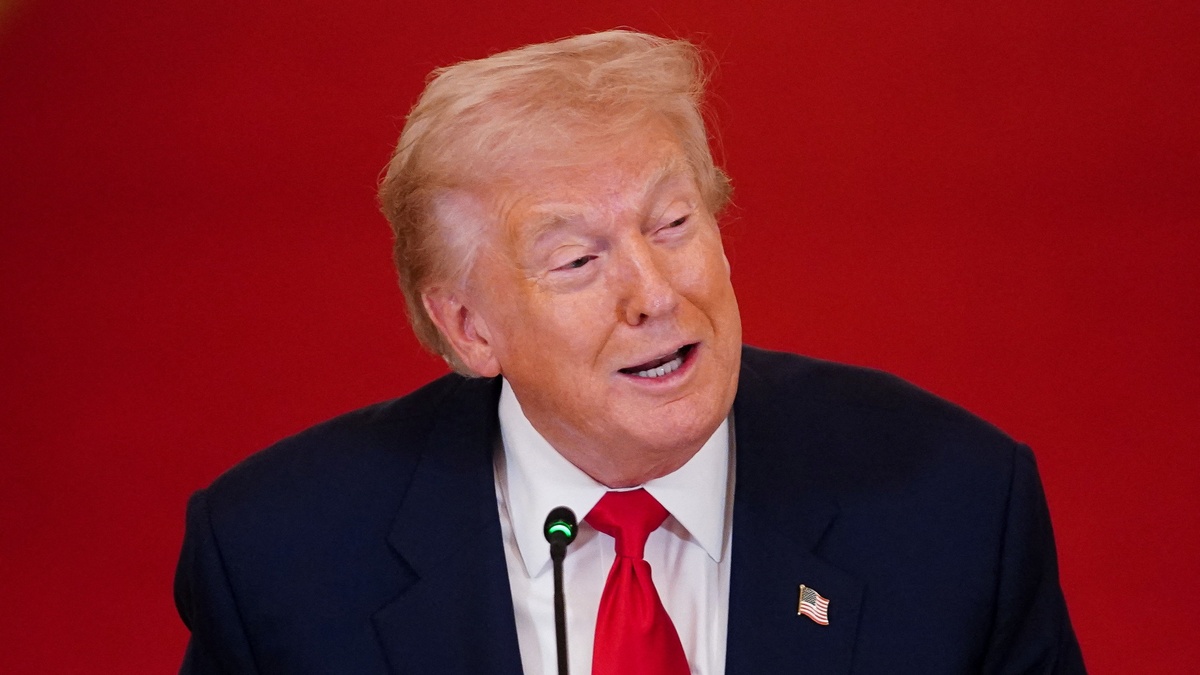 Ông Trump nói Iran 'đầu hàng' láng giềng, dọa tung đòn đánh lớn | Znews.vn