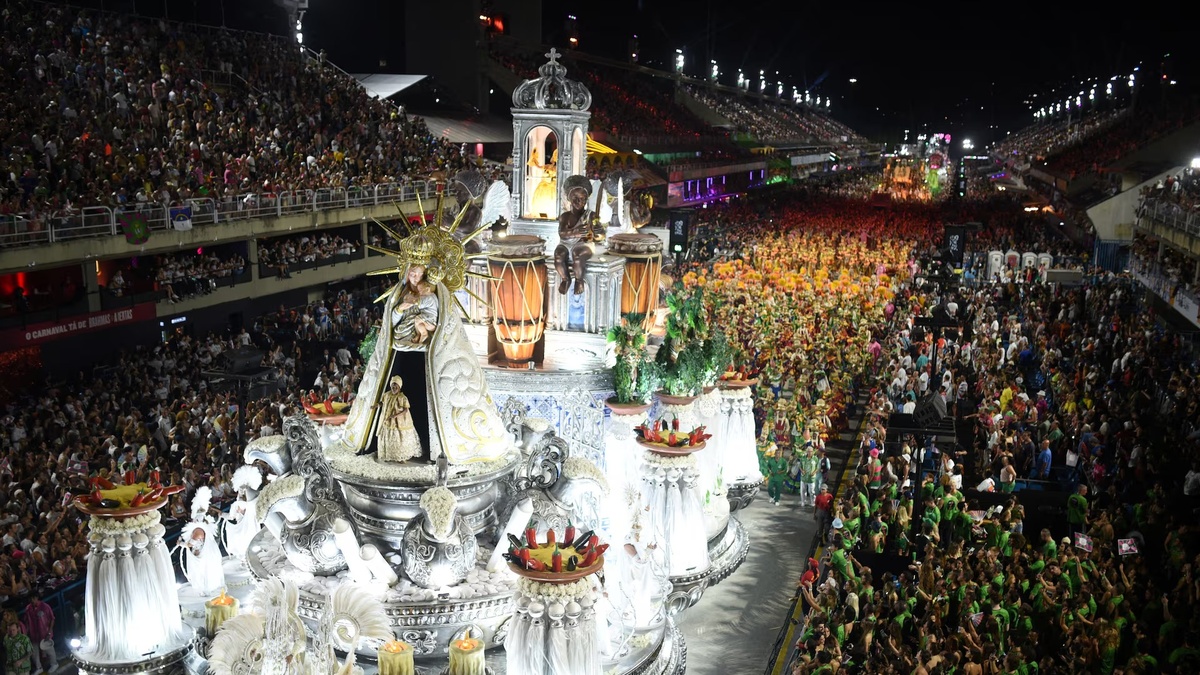 Misfits filmidan Kelli bilan porno Kaluga shahrida shaxsiy jinsiy aloqa