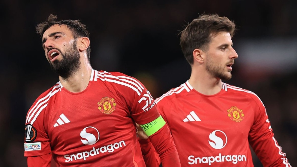 Phong độ đáng xấu hổ của Man Utd | Znews.vn