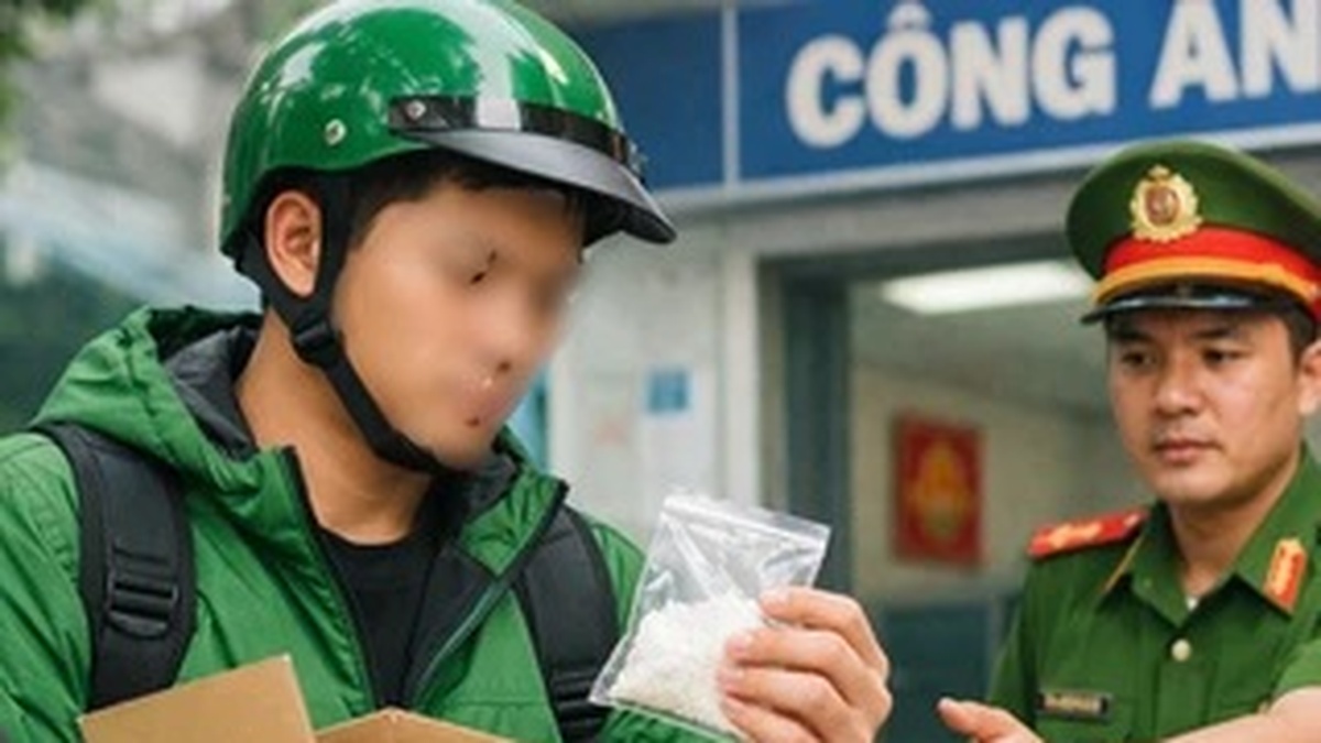 Nghi có ma túy, shipper ở TP.HCM chở thẳng hàng đến đồn công an | Znews.vn