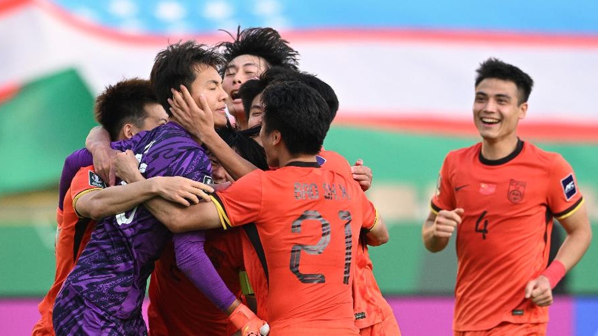 HLV Troussier chỉ thẳng 'tử huyệt' của U23 Việt Nam, Trung Quốc c&oacute; lợi thế lớn ở b&aacute;n kết U23 ch&acirc;u &Aacute;