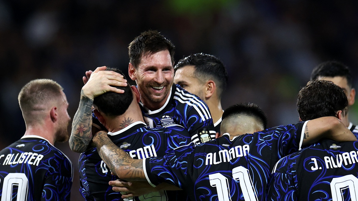 Messi rực sáng | Znews.vn