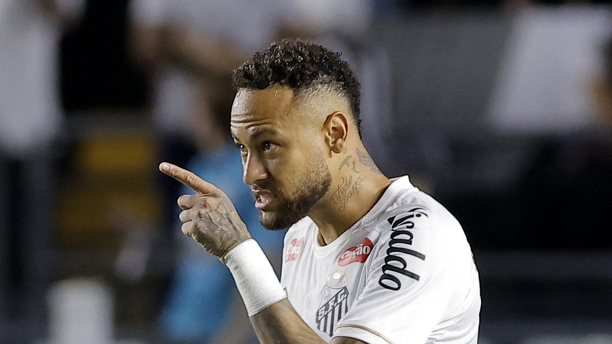 Neymar gọi CĐV l&agrave; 'g&atilde; b&eacute;o' | Znews.vn