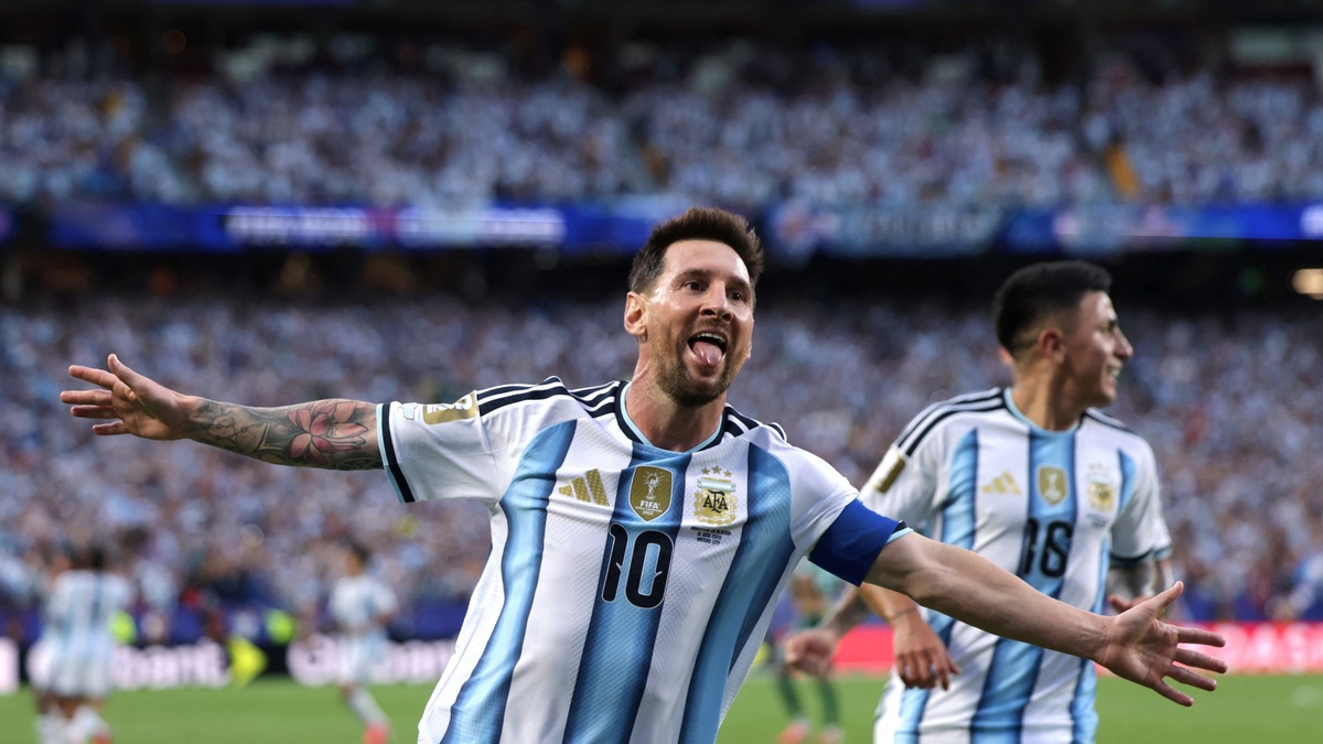 Messi vượt Pele, lập cột mốc chưa từng có ở World Cup | Znews.vn
