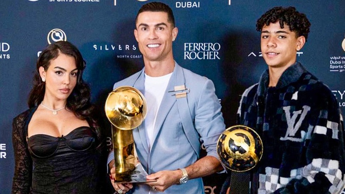 Bất ngờ với thể hình của con trai Ronaldo ở tuổi 14 - Thể thao