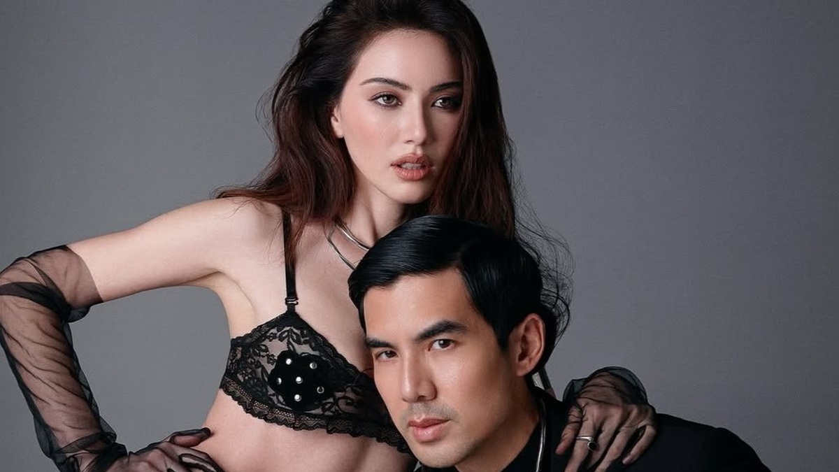 Etek ostidagi fotosurat, orqa korinish Yashirin kamera seks tojik