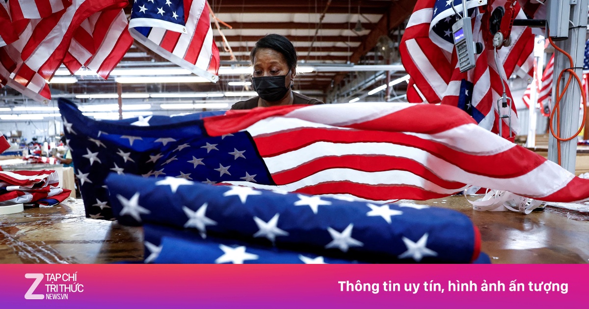 Ông Trump ngồi chưa ấm chỗ, đảng Dân chủ đã tính đến bầu cử 2028