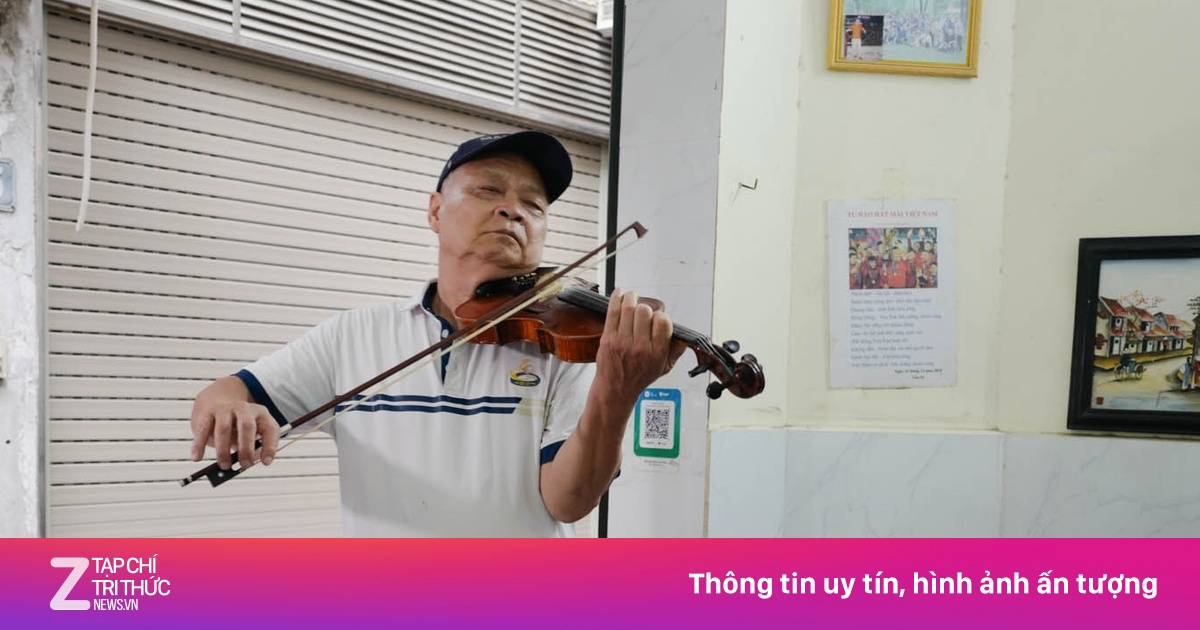 Vừa ăn ốc vừa nghe ông chủ quán kéo violin ở Hà Nội