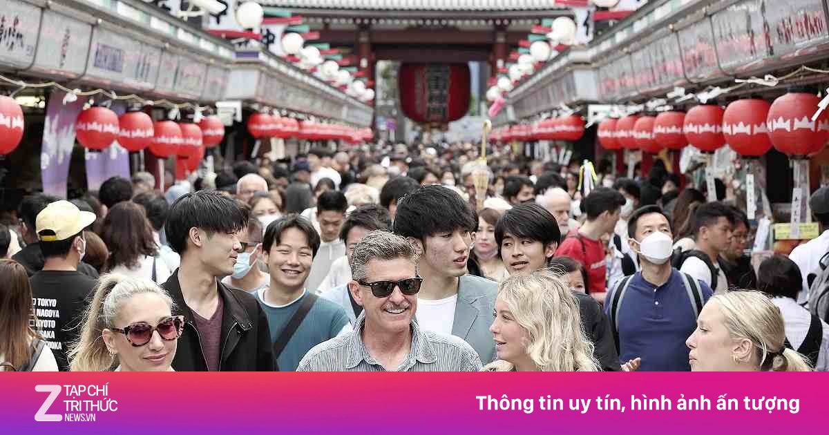 Nhật Bản 'cấm cửa' khách không có bảo hiểm y tế