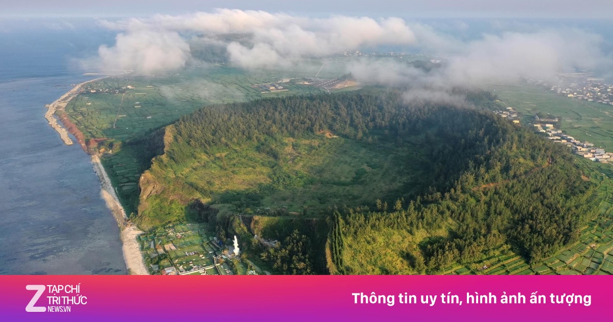 Ảnh Lý Sơn chụp từ trên cao gây 'sốt'