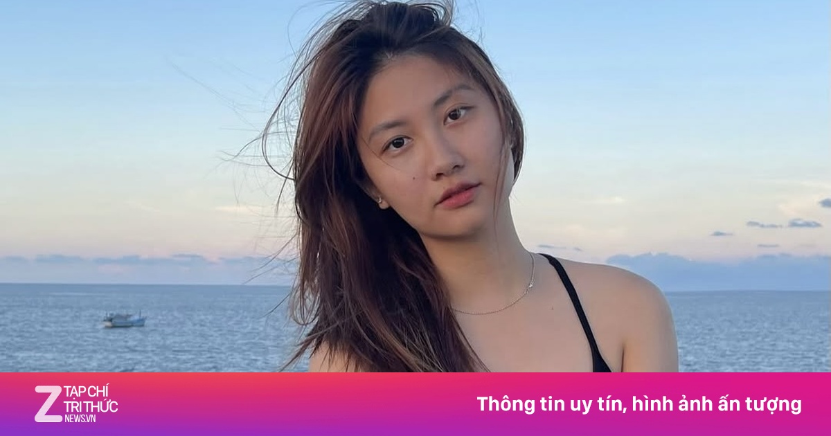 Loạt ảnh du lịch biển gợi cảm của tân Hoa hậu Hoàn vũ