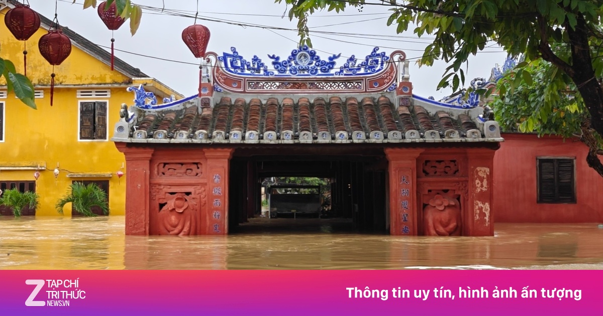 Đà Nẵng mưa trắng trời, Huế, Hội An vẫn chìm trong biển ngập