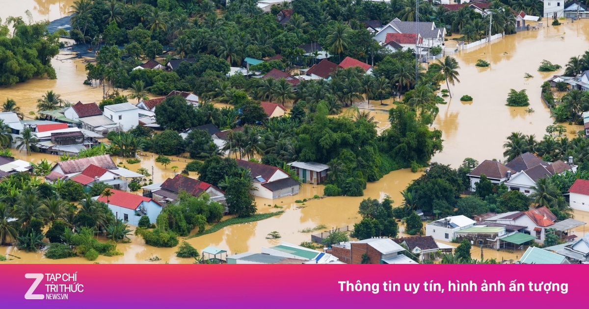 Toàn cảnh Huế tái ngập lần 4, mưa lũ bủa vây Quảng Trị, Khánh Hòa