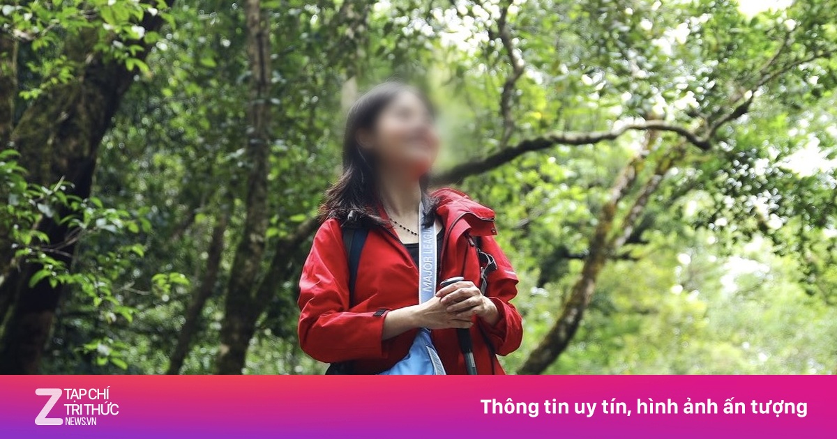 Cô gái tố bị người dẫn tour ôm, đòi hôn khi đi trekking