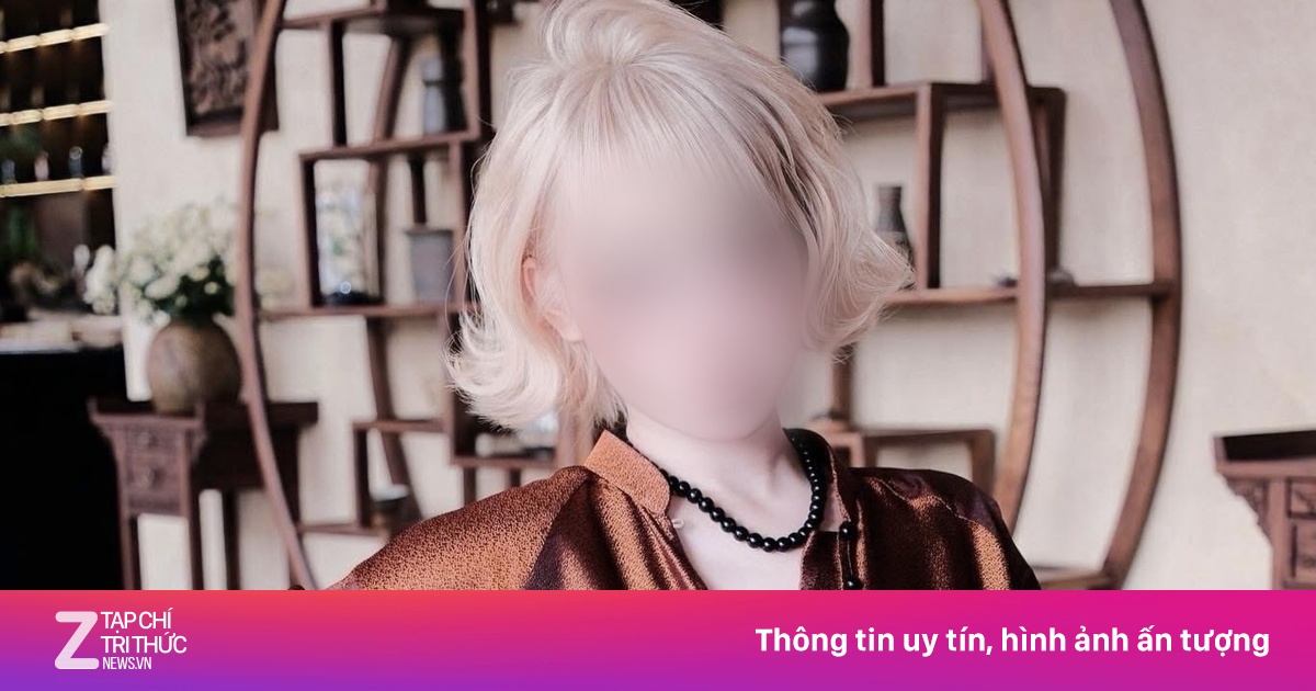 'Áo dài' phanh cúc, lộ ren gây tranh cãi: Ranh giới cách tân ở đâu?