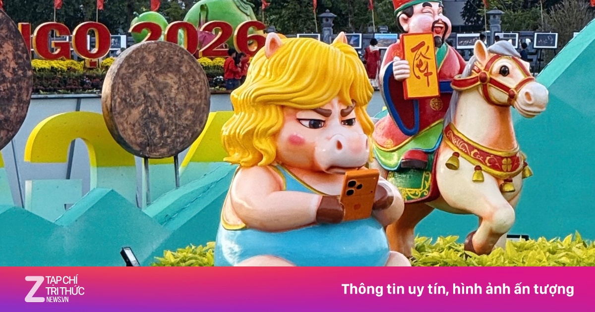 Linh vật ngựa mặt 'cọc', lướt iPhone 17 Pro Max gây cười