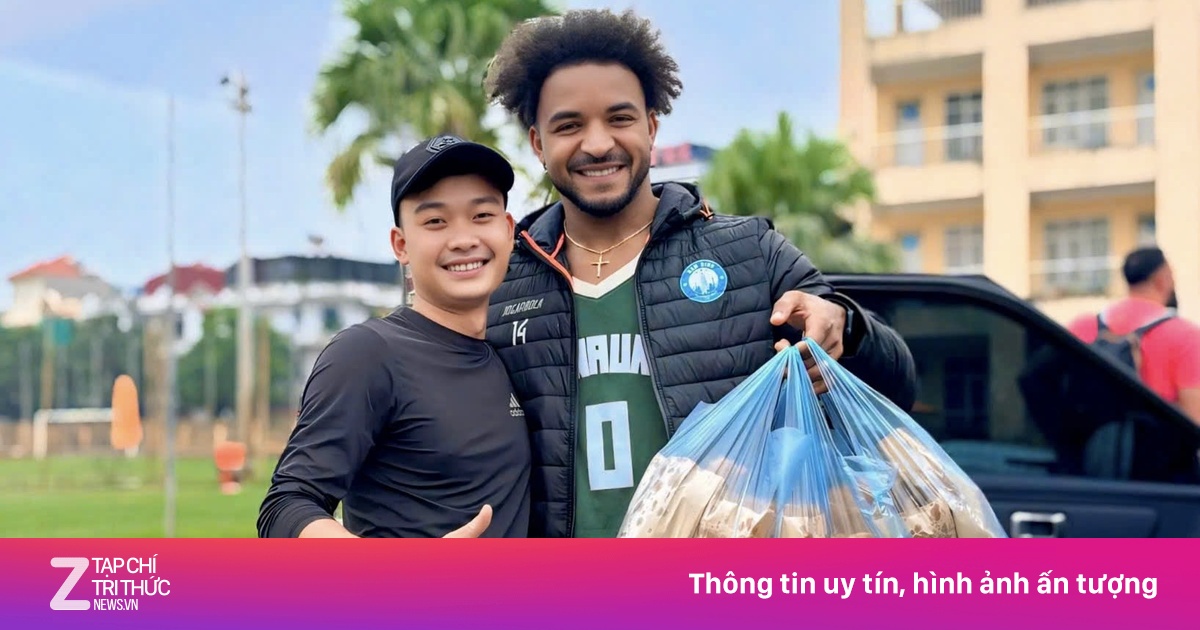 Quán chuối chiên 'ruột' của cầu thủ Xuân Son ăn nên làm ra