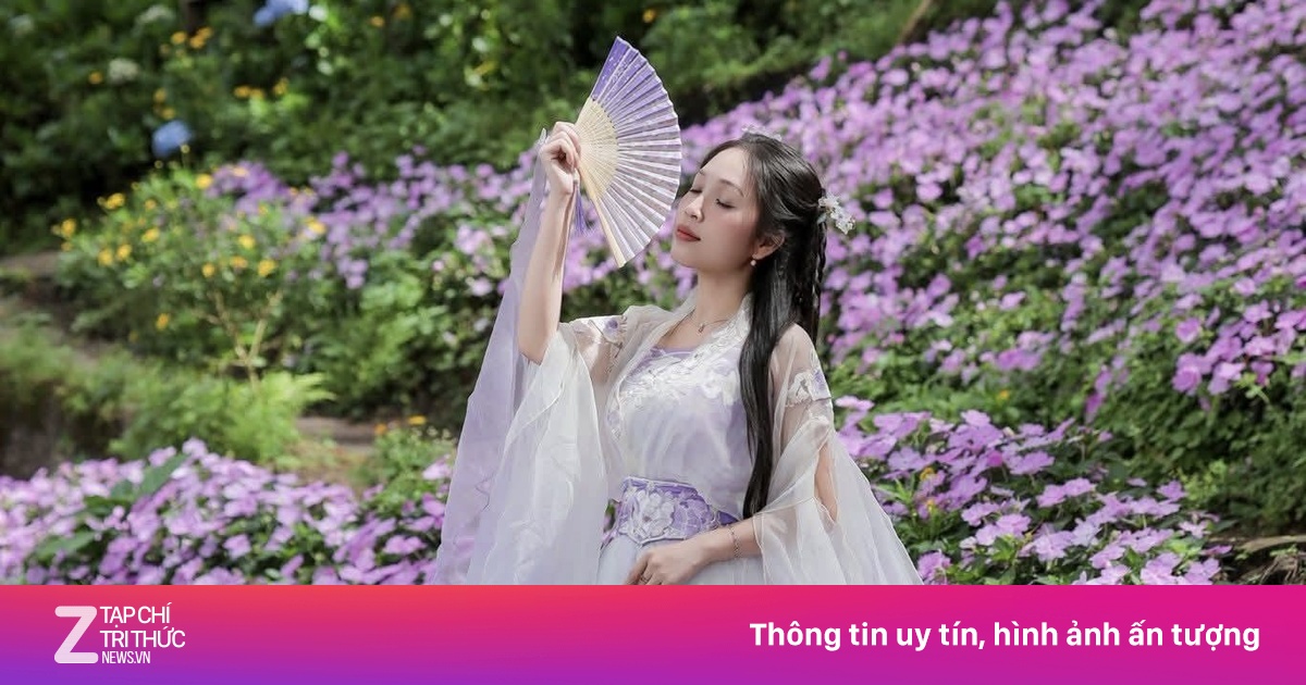 Thấy gì khi 'cô Long' Đà Lạt đông khách nhờ hóa thân kiếm hiệp?