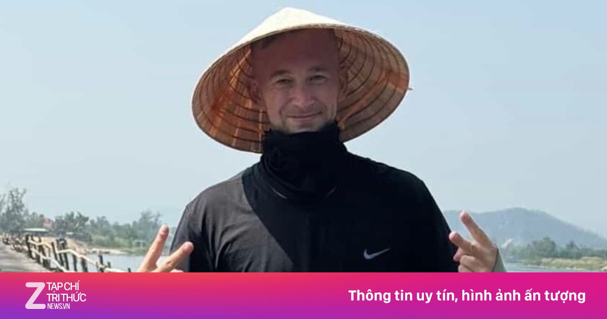 Chàng trai Nga đối mặt biến cố sức khỏe trên hành trình đi bộ 1.300 km từ Nha Trang ra Hà Nội