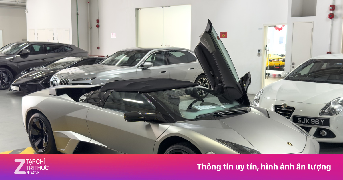 Bộ đôi siêu xe Lamborghini Reventon Roadster của hoàng thân Malaysia