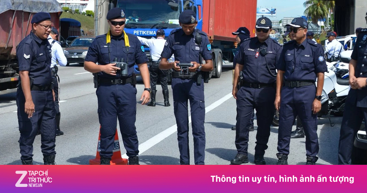 Cảnh sát Malaysia sử dụng drone để giám sát giao thông