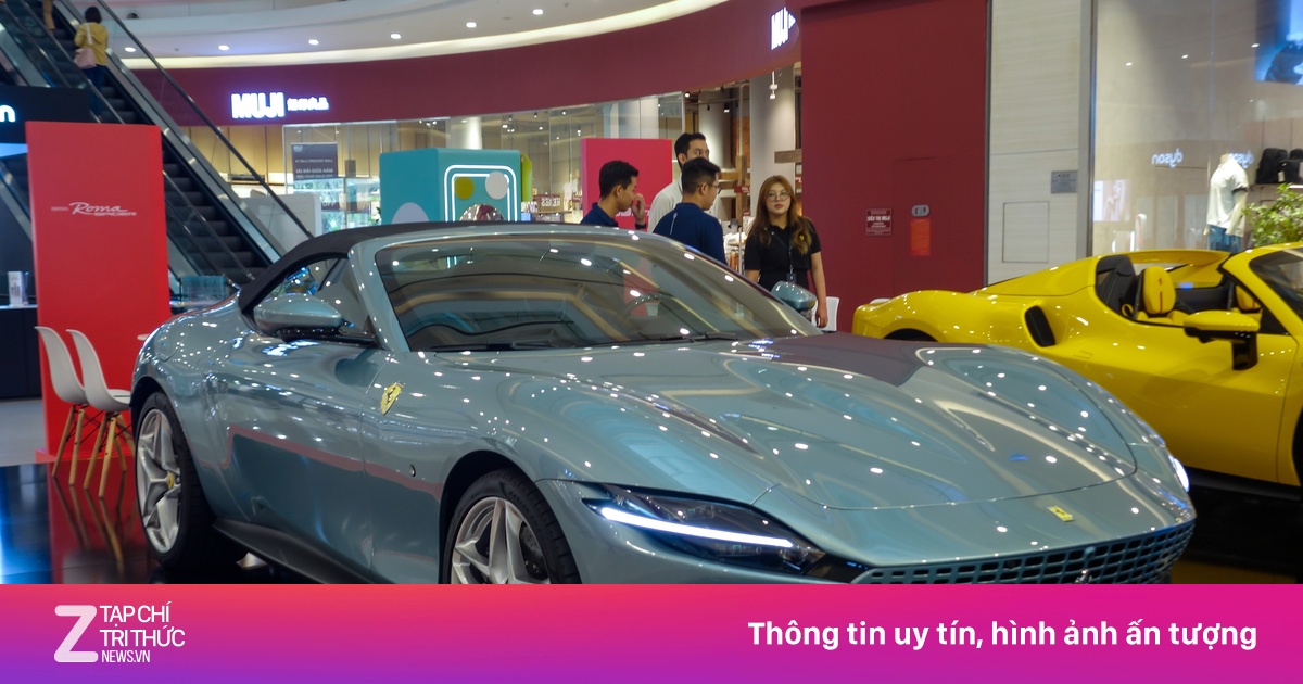 Cận cảnh siêu xe Ferrari Roma Spider thứ hai tại Việt Nam