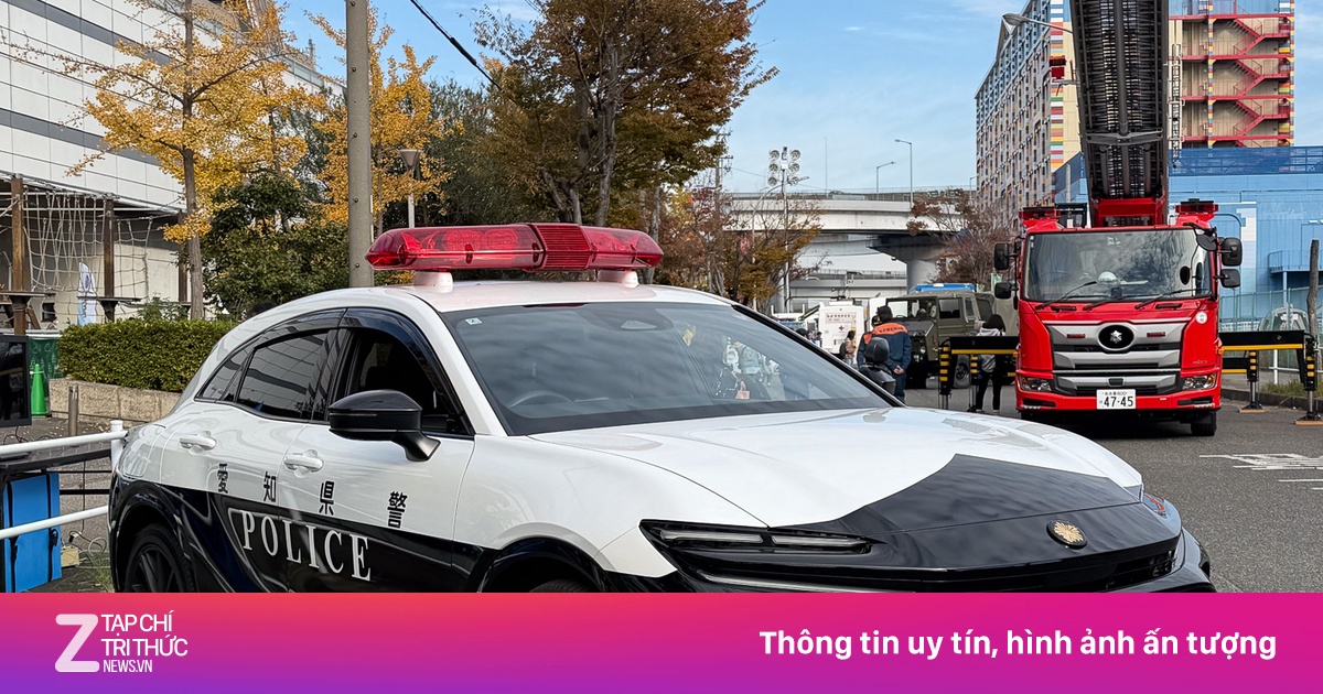 Cảnh sát Nhật Bản sử dụng Toyota Crown Sport RS