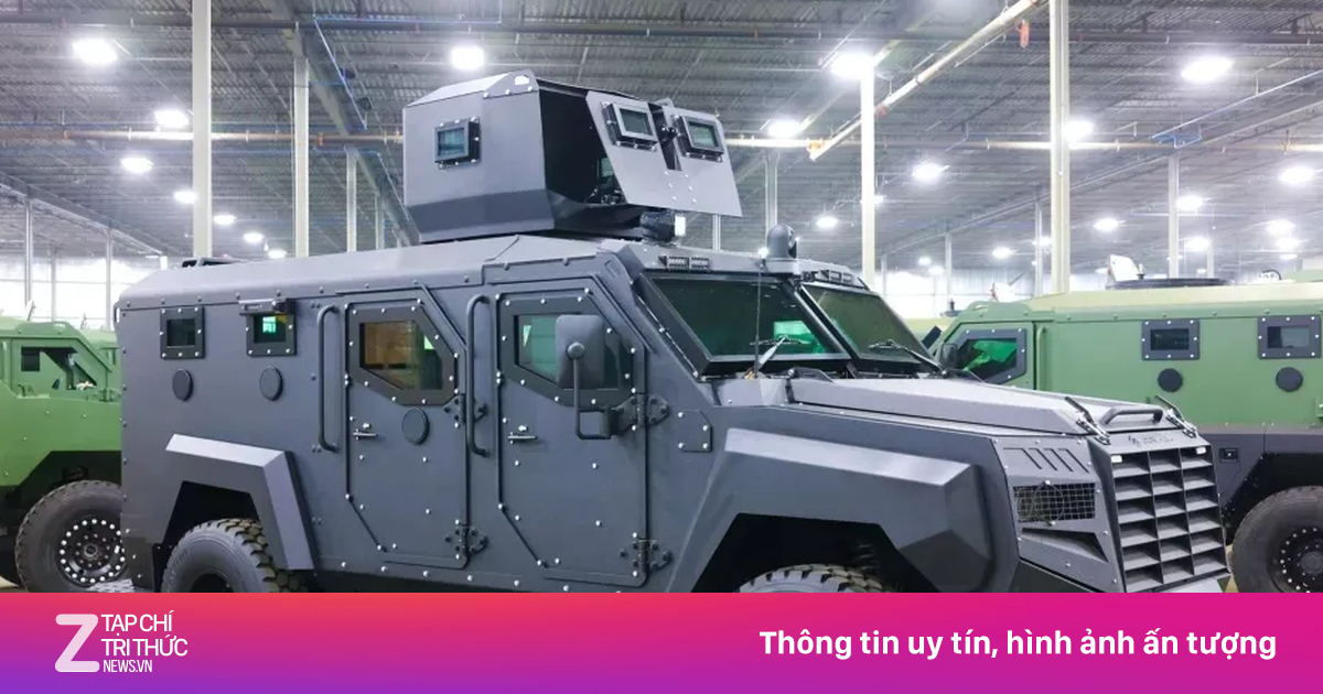 Cận cảnh 'siêu xe' bọc thép Roshel Senator của lực lượng ICE