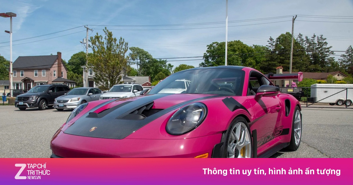 Porsche đặt cược vào xe thể thao chạy xăng